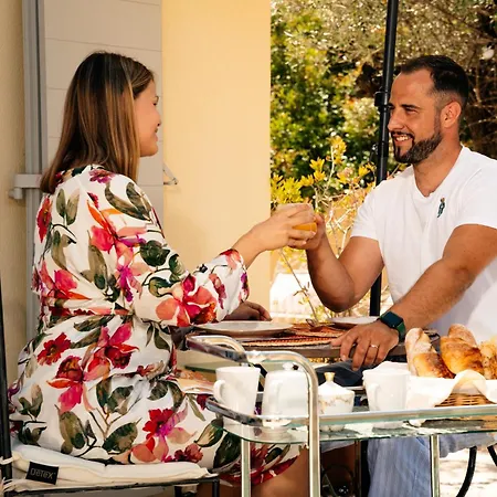 Bed & Breakfast La Bastide Du Rocher Boutique & Roquebrune-sur Argens