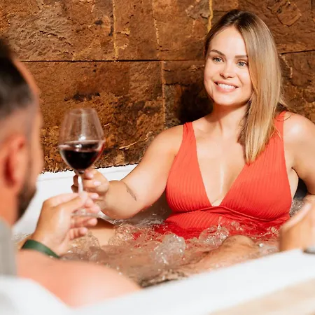 La Bastide Du Rocher Boutique & 4*