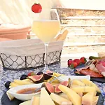 La Bastide Du Rocher Boutique & 4*