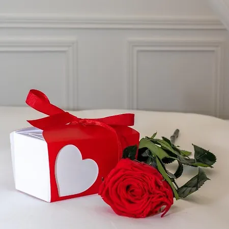 La Bastide Du Rocher Boutique &