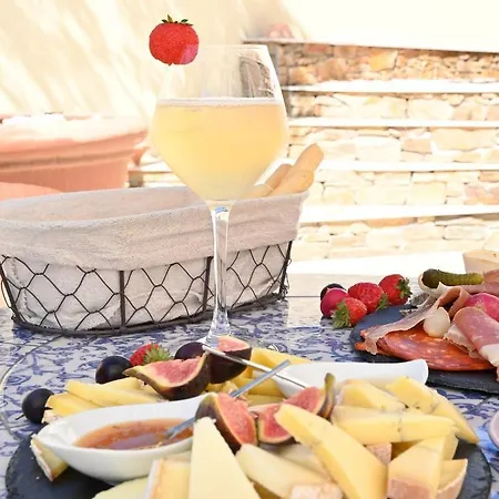 La Bastide Du Rocher Boutique & 4*